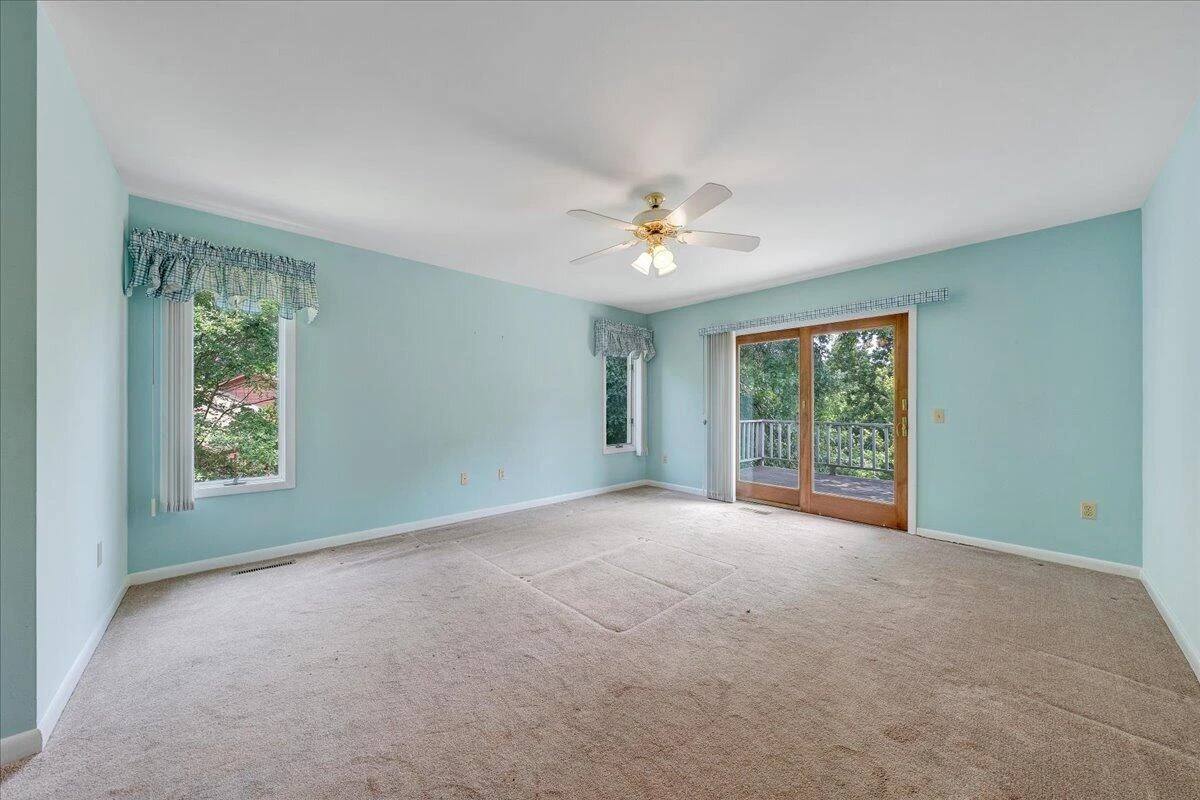 110 Club House DR - Photo 38
