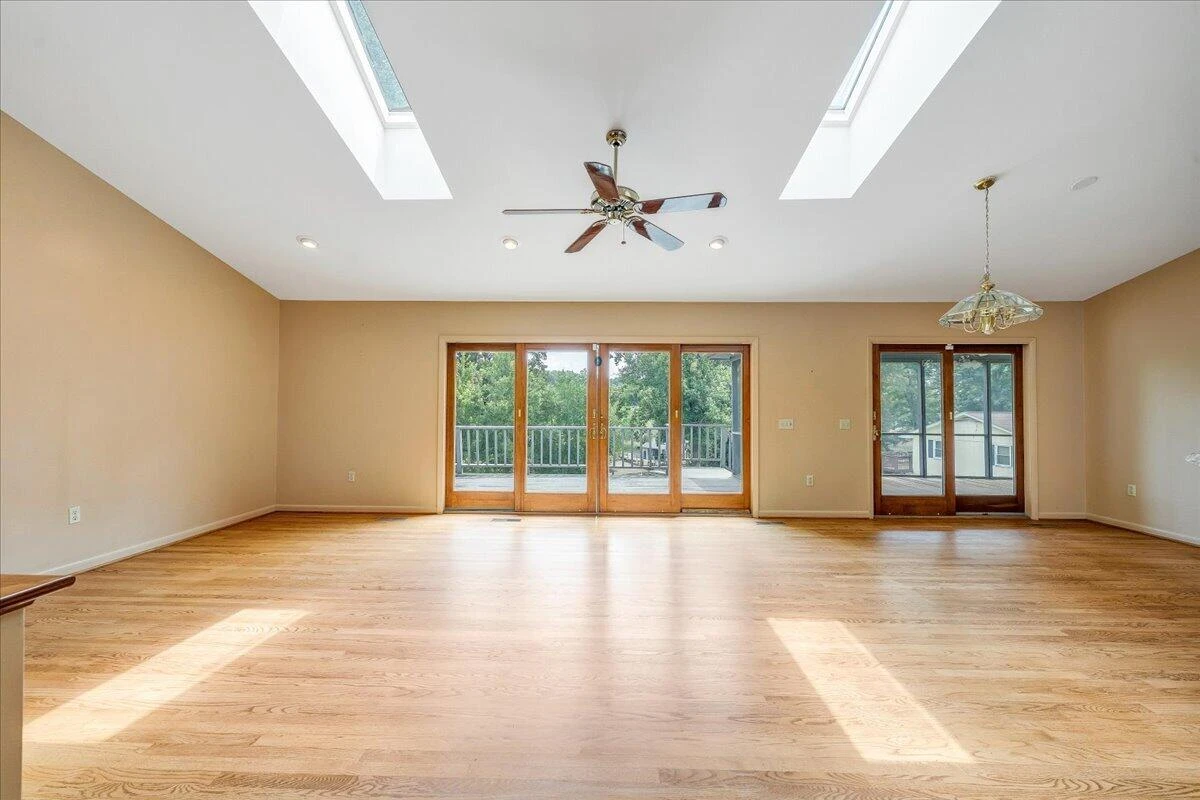 110 Club House DR - Photo 45