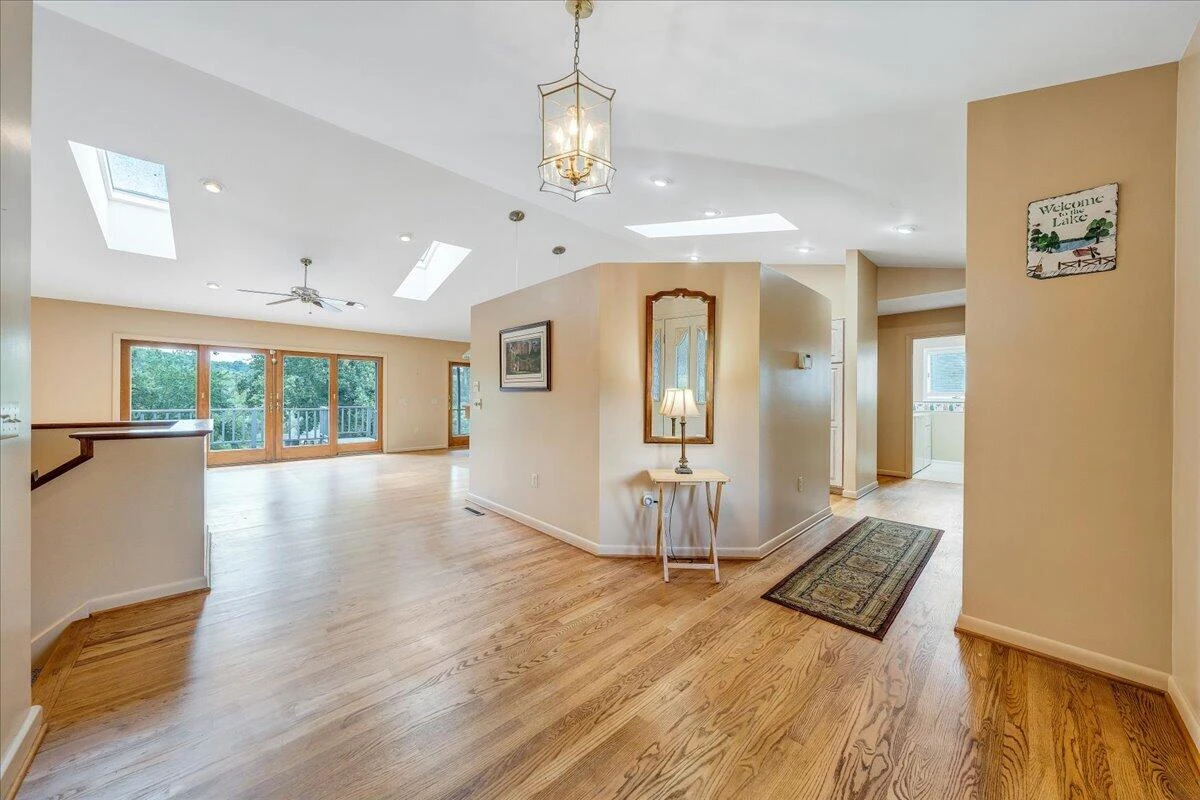 110 Club House DR - Photo 46