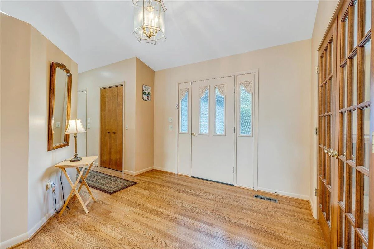 110 Club House DR - Photo 48