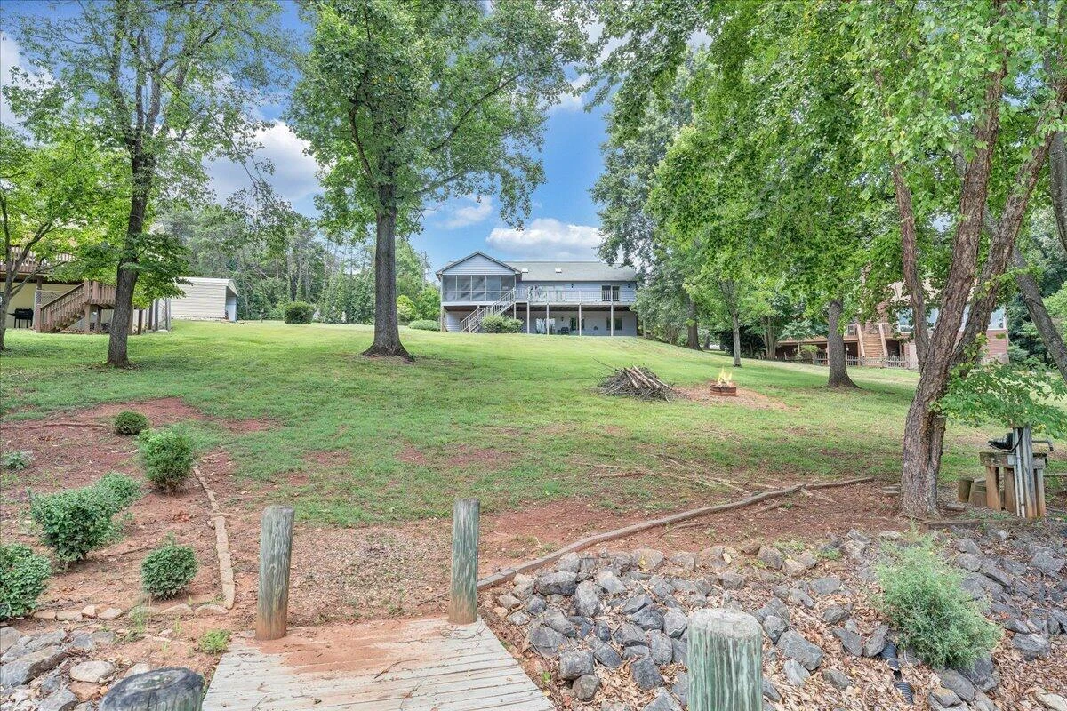 110 Club House DR - Photo 52