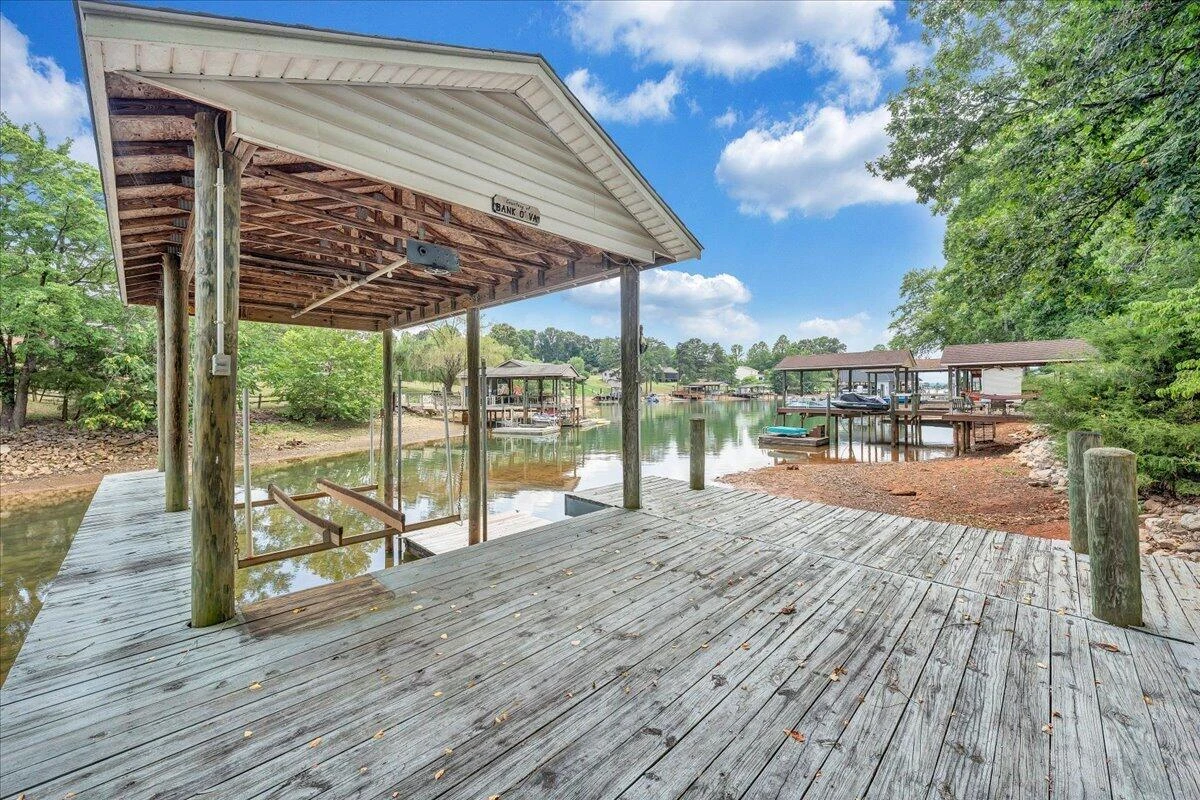 110 Club House DR - Photo 58