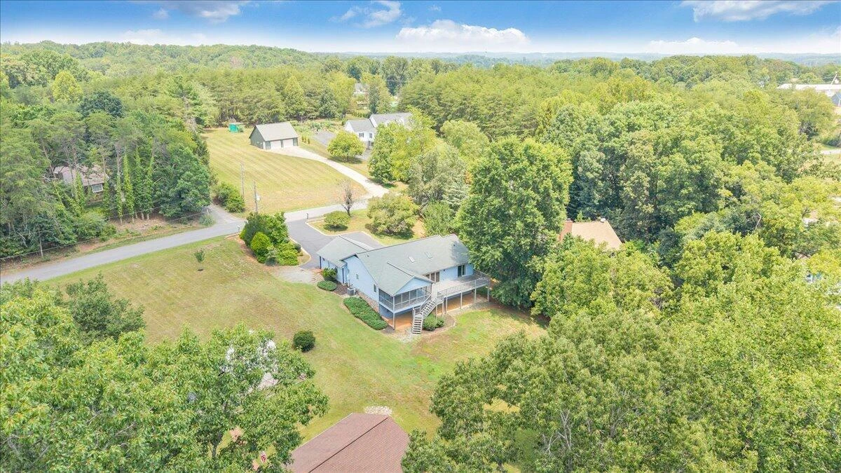 110 Club House DR - Photo 86