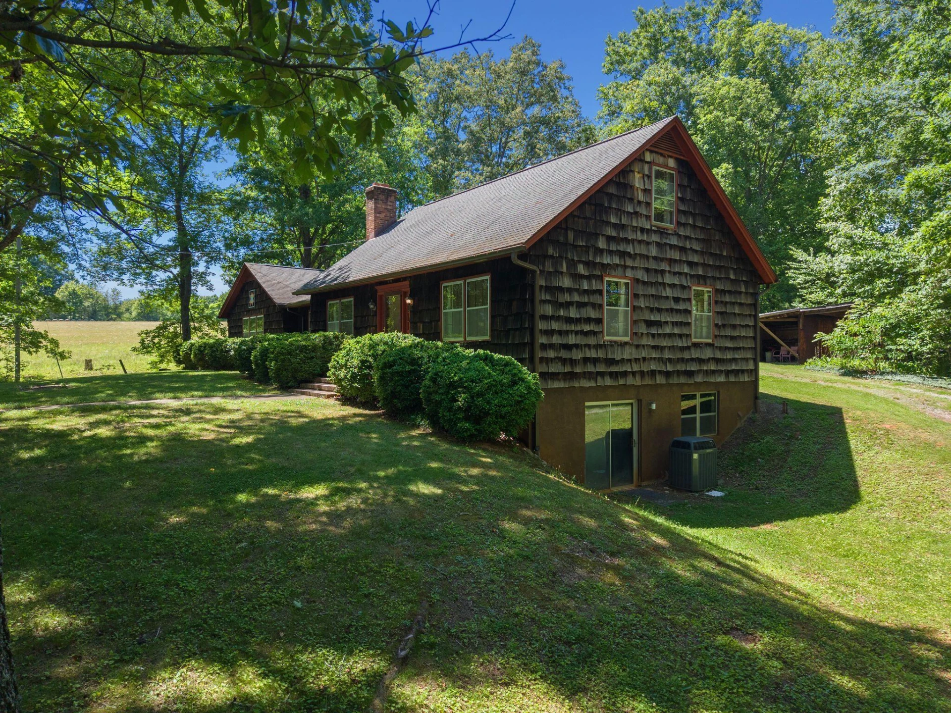 1115 Robin Ridge RD - Photo 32
