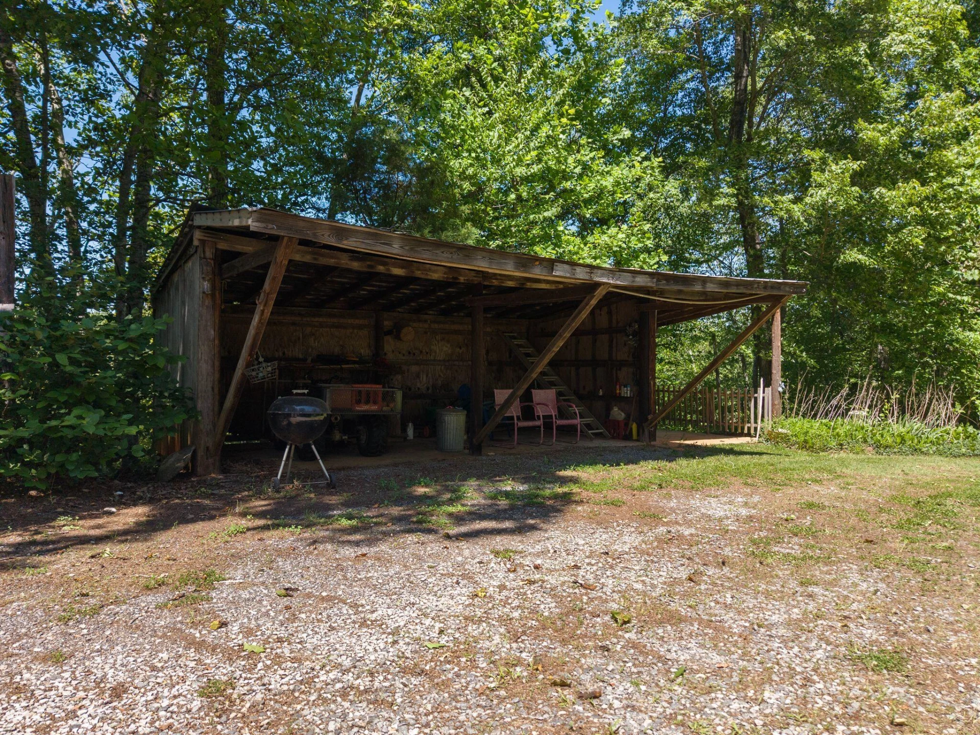 1115 Robin Ridge RD - Photo 36