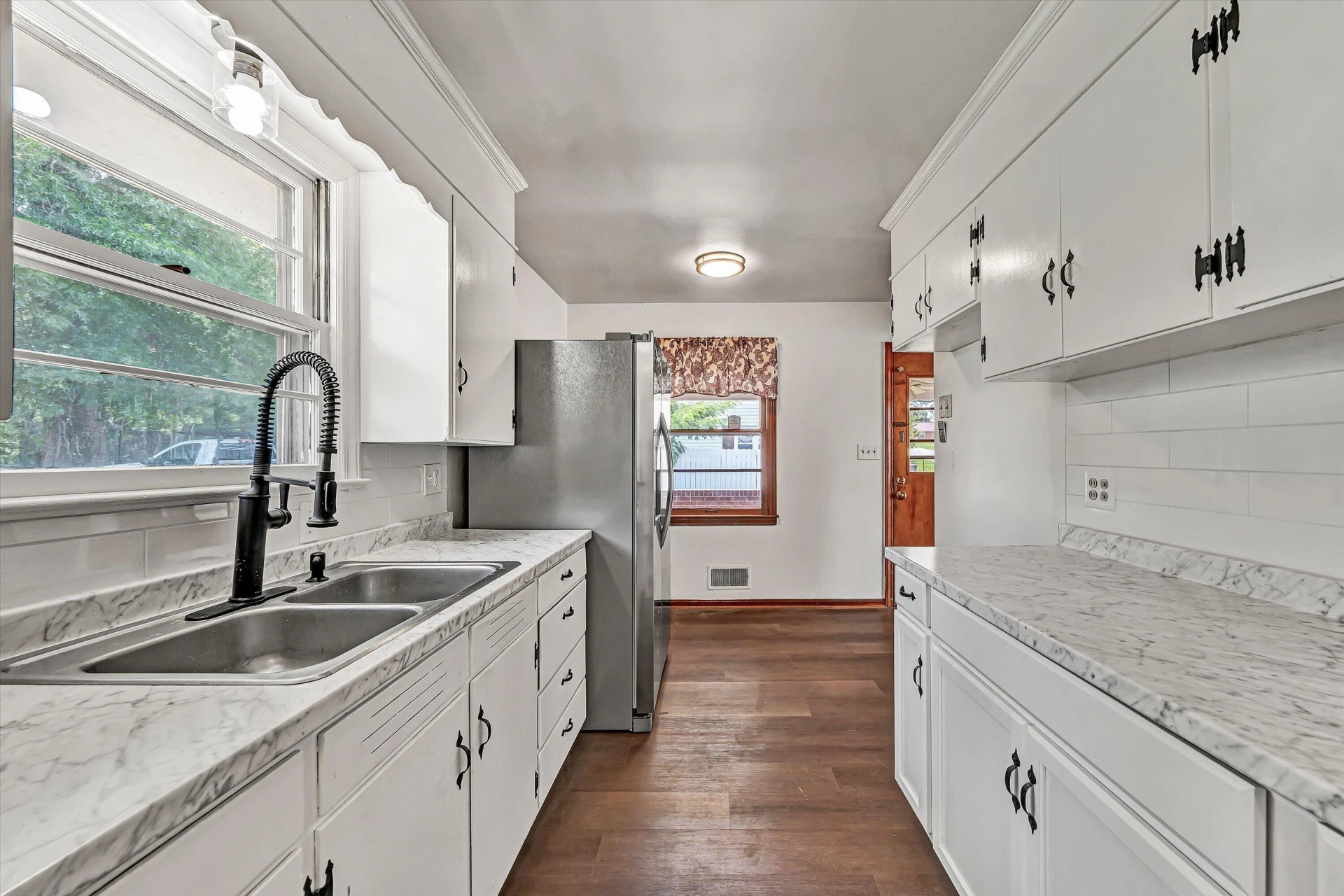 1619 Michael ST NW - Photo 6