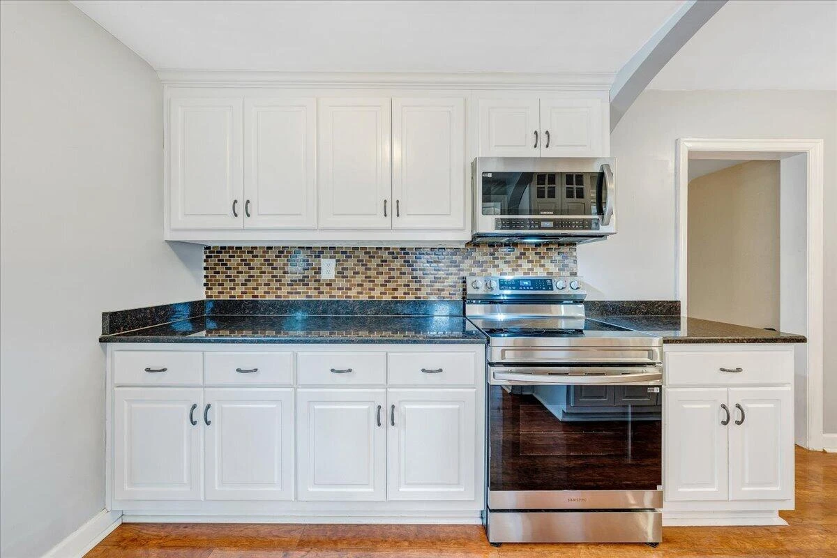 2310 Westover AVE SW - Photo 15