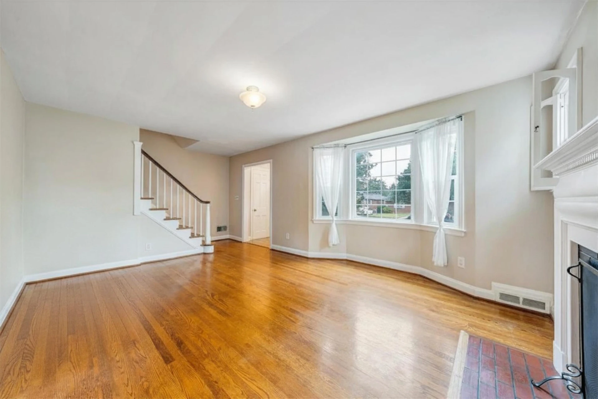 2310 Westover AVE SW - Photo 6