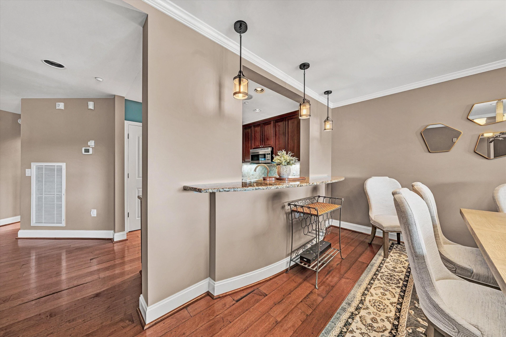 100 Bridgewater Pointe PL #UNIT 607 - Photo 16