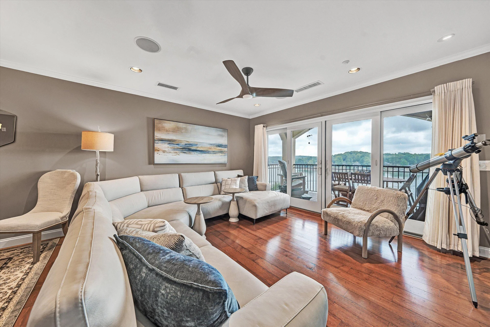 100 Bridgewater Pointe PL #UNIT 607 - Photo 19