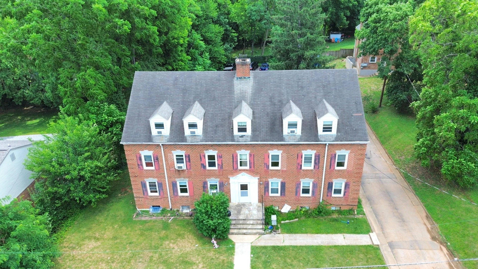 2813 Clarendon AVE NW - Photo 10