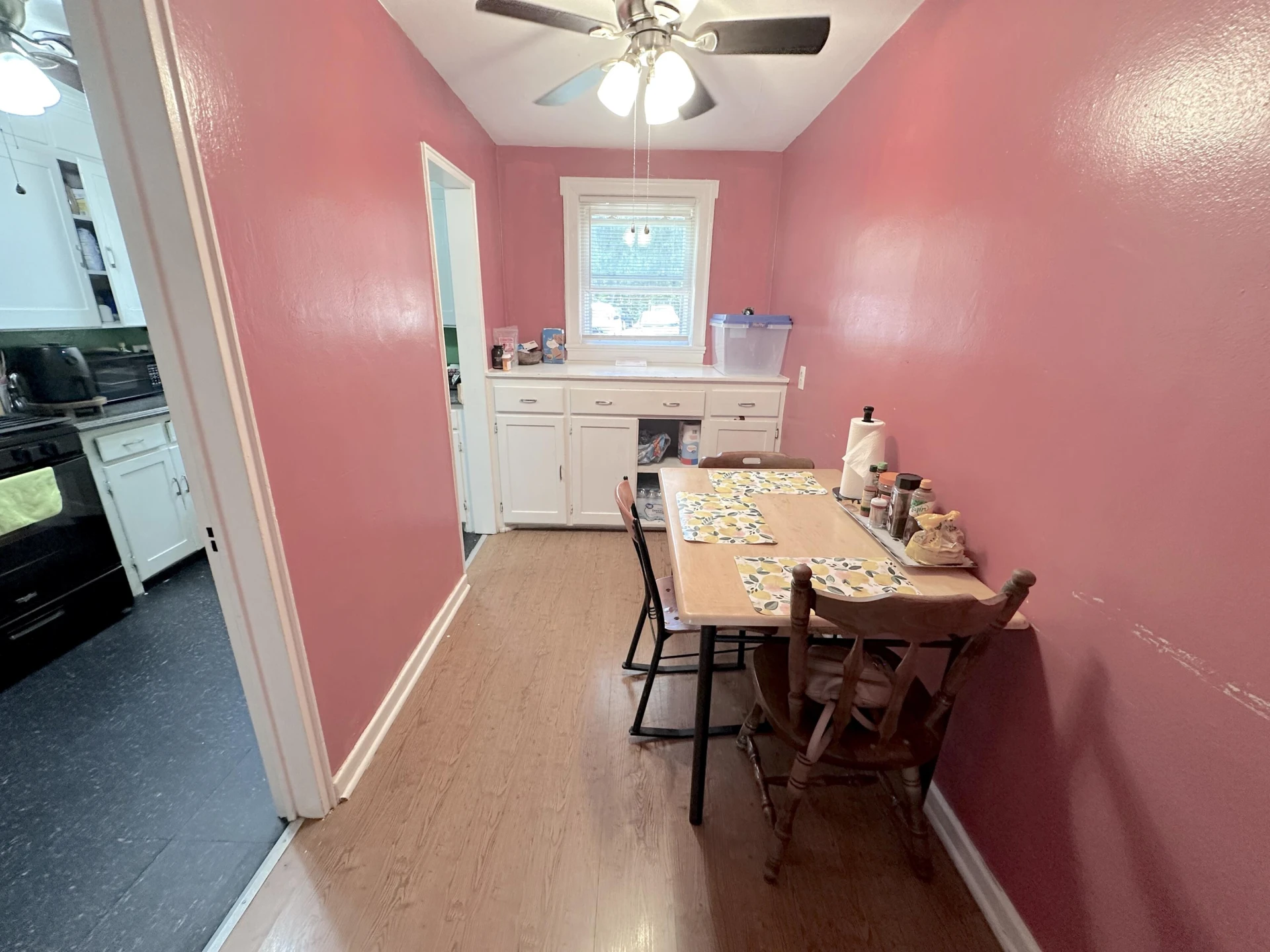 2813 Clarendon AVE NW - Photo 16