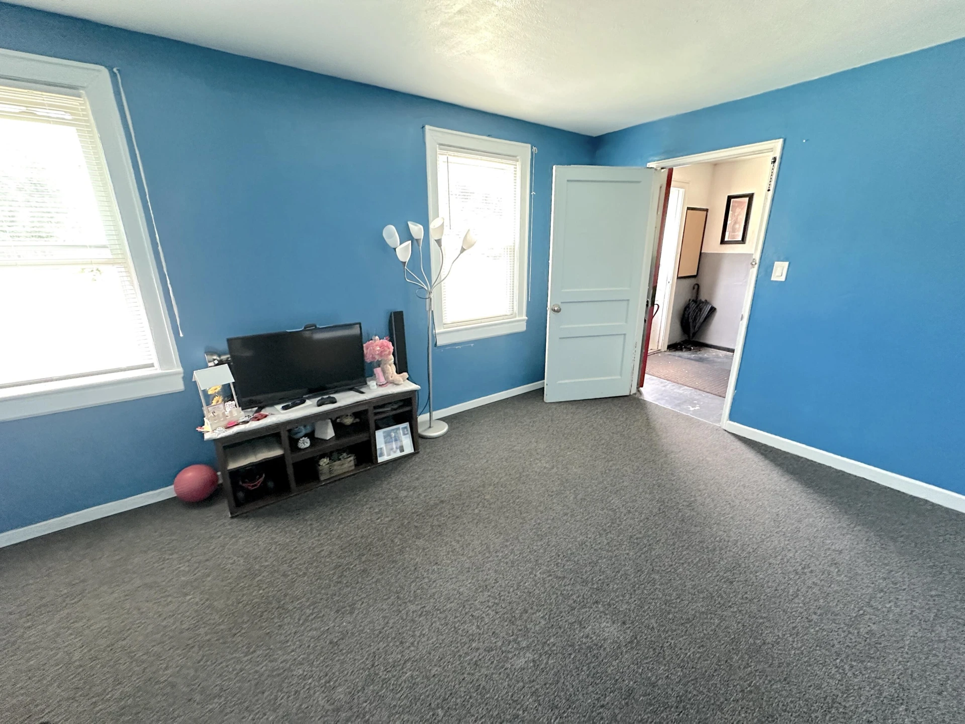 2813 Clarendon AVE NW - Photo 26