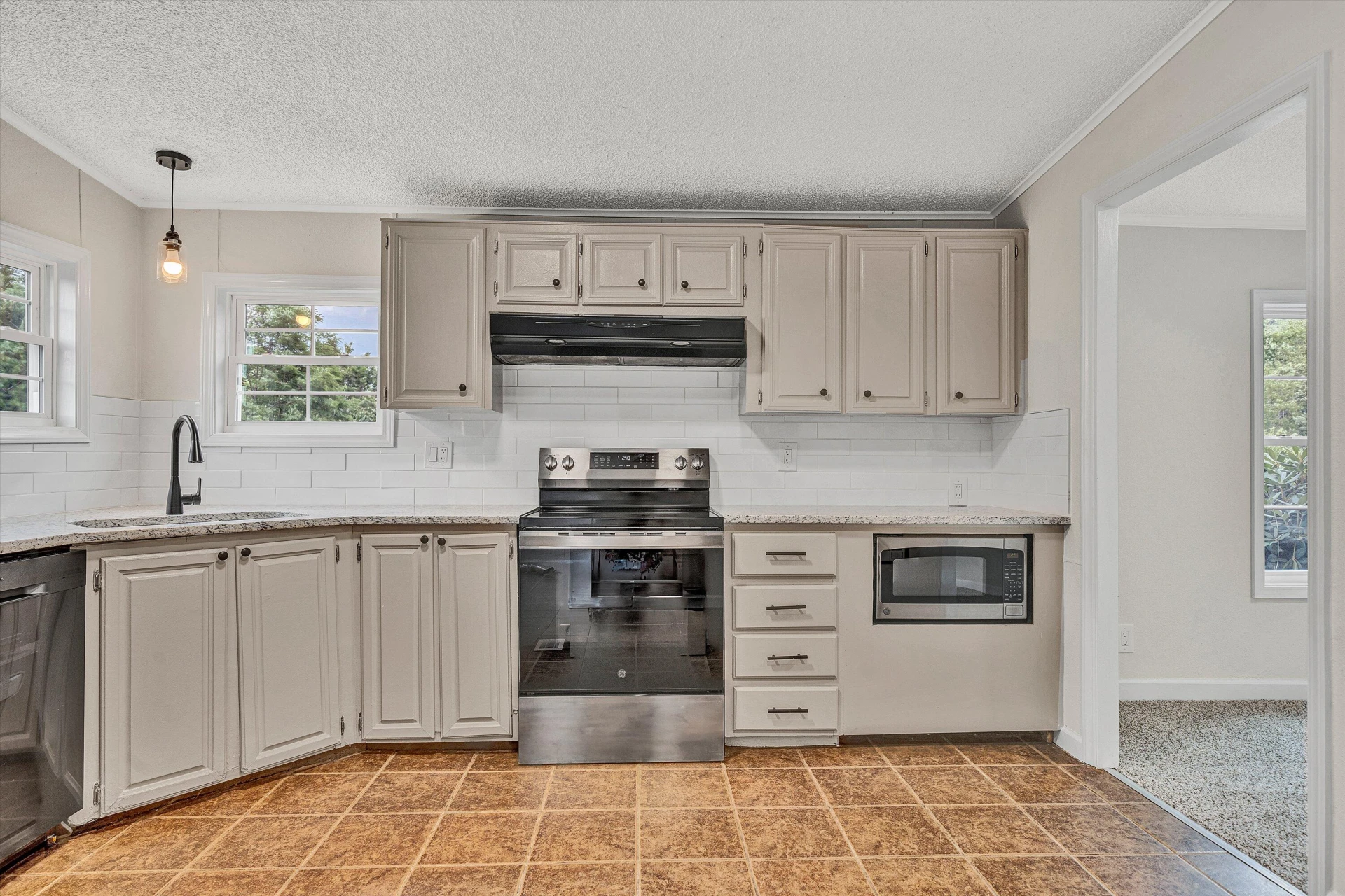 2825 Forage RD - Photo 10