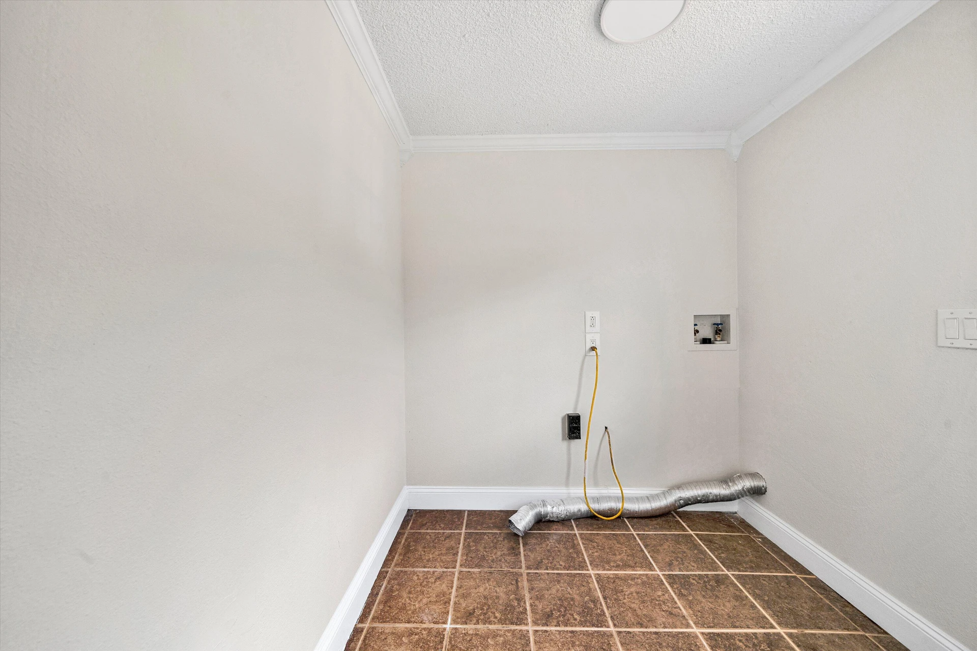 2825 Forage RD - Photo 20