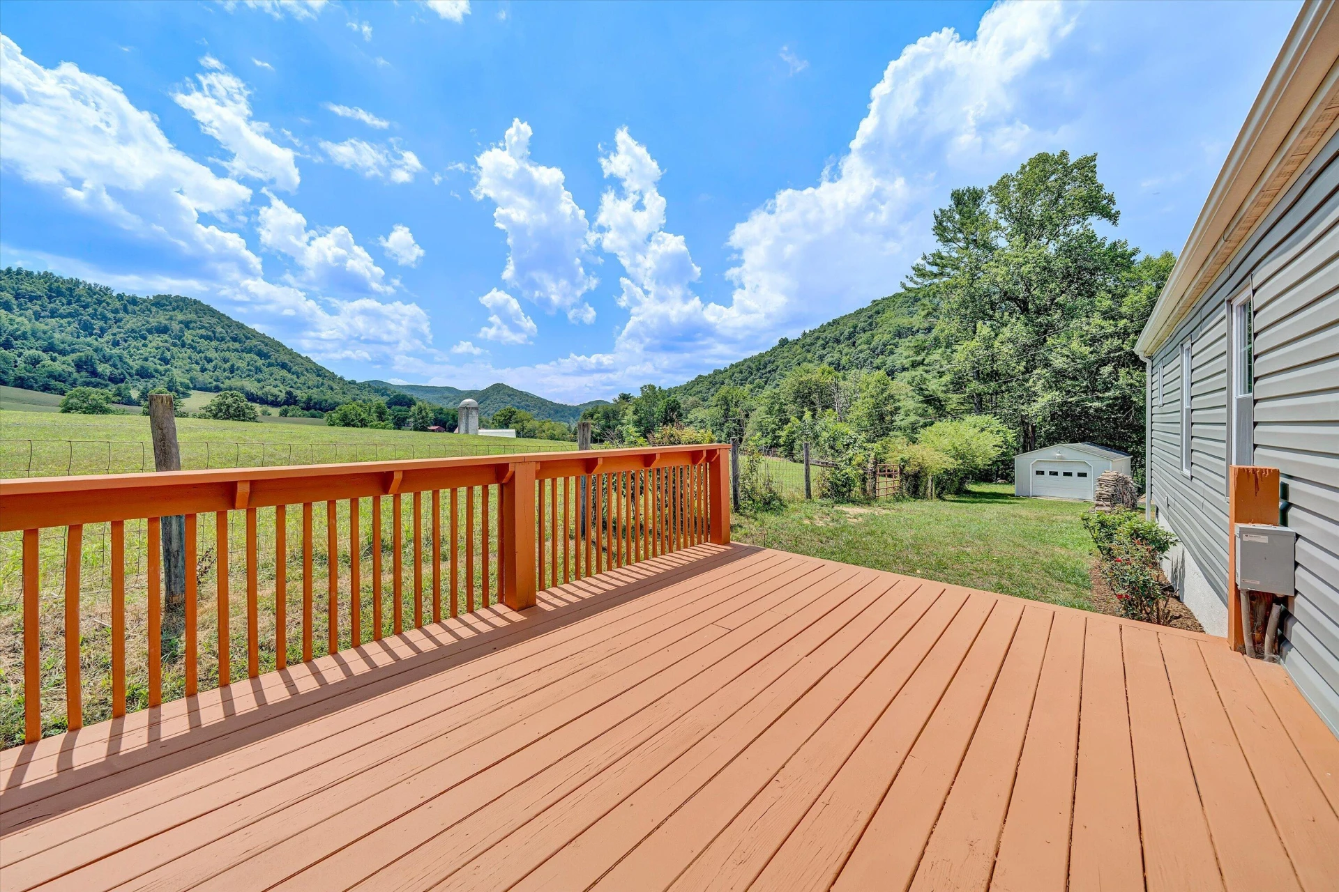 2825 Forage RD - Photo 21
