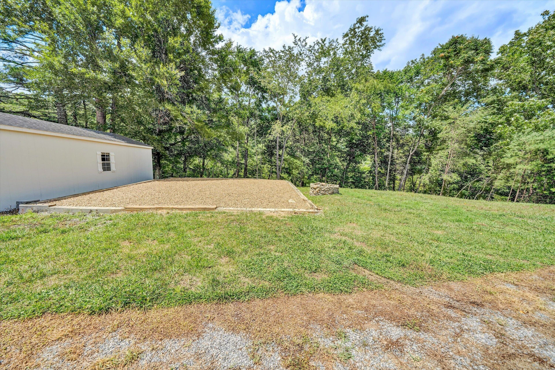 2825 Forage RD - Photo 26