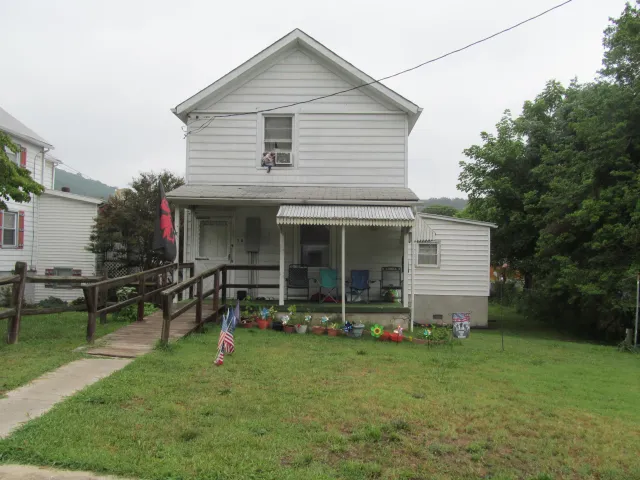 307 Market AVE