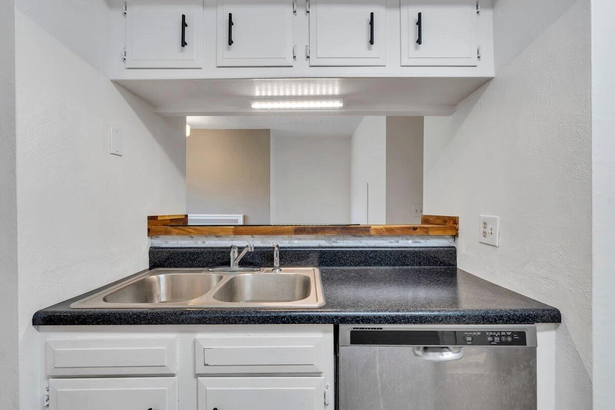 7121 Pine CT SW - Photo 8