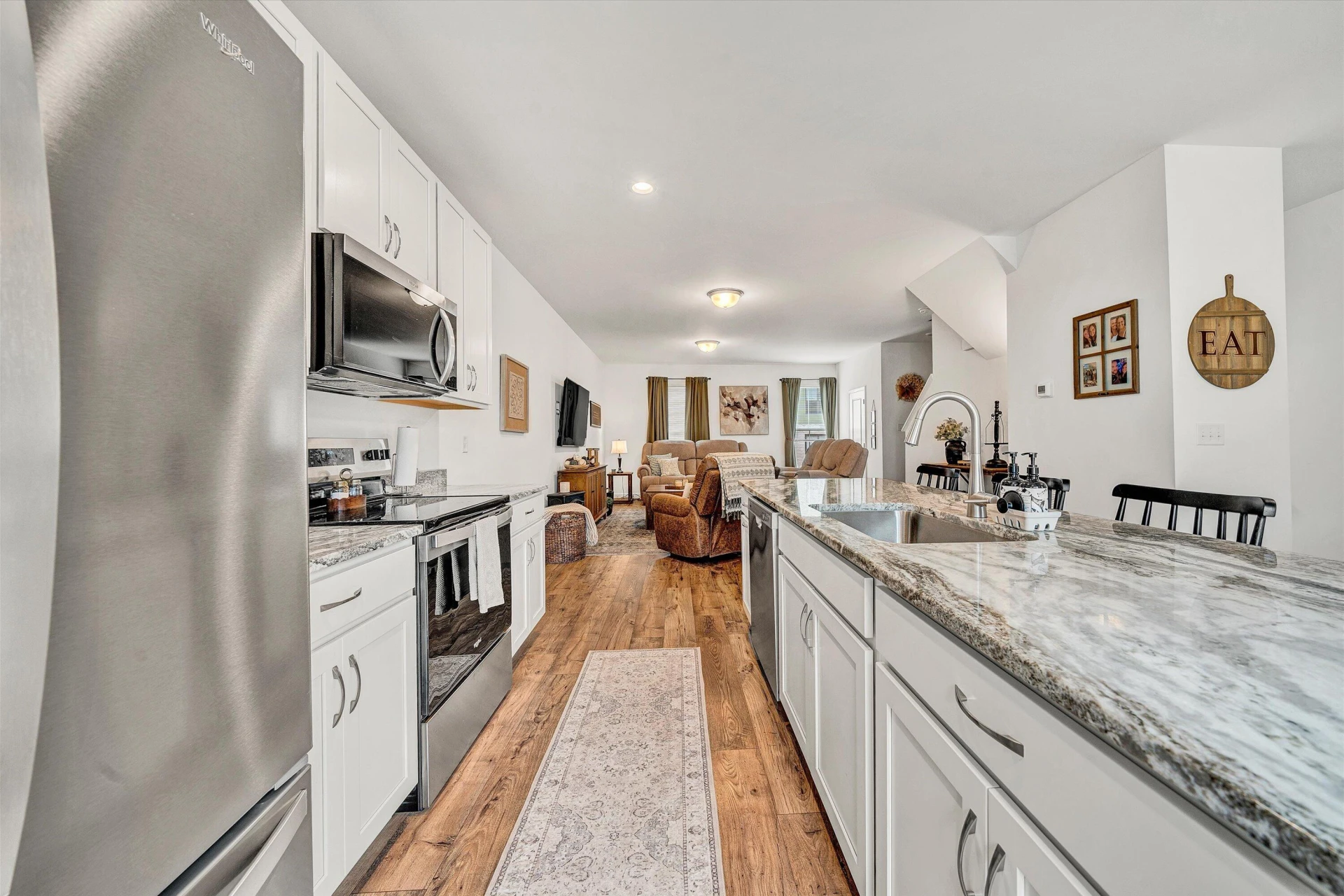 231 Broad ST - Photo 11