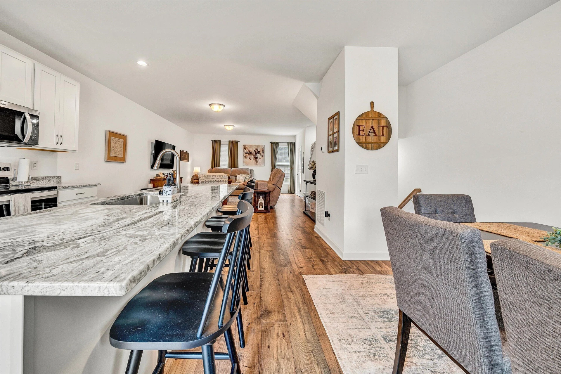 231 Broad ST - Photo 12