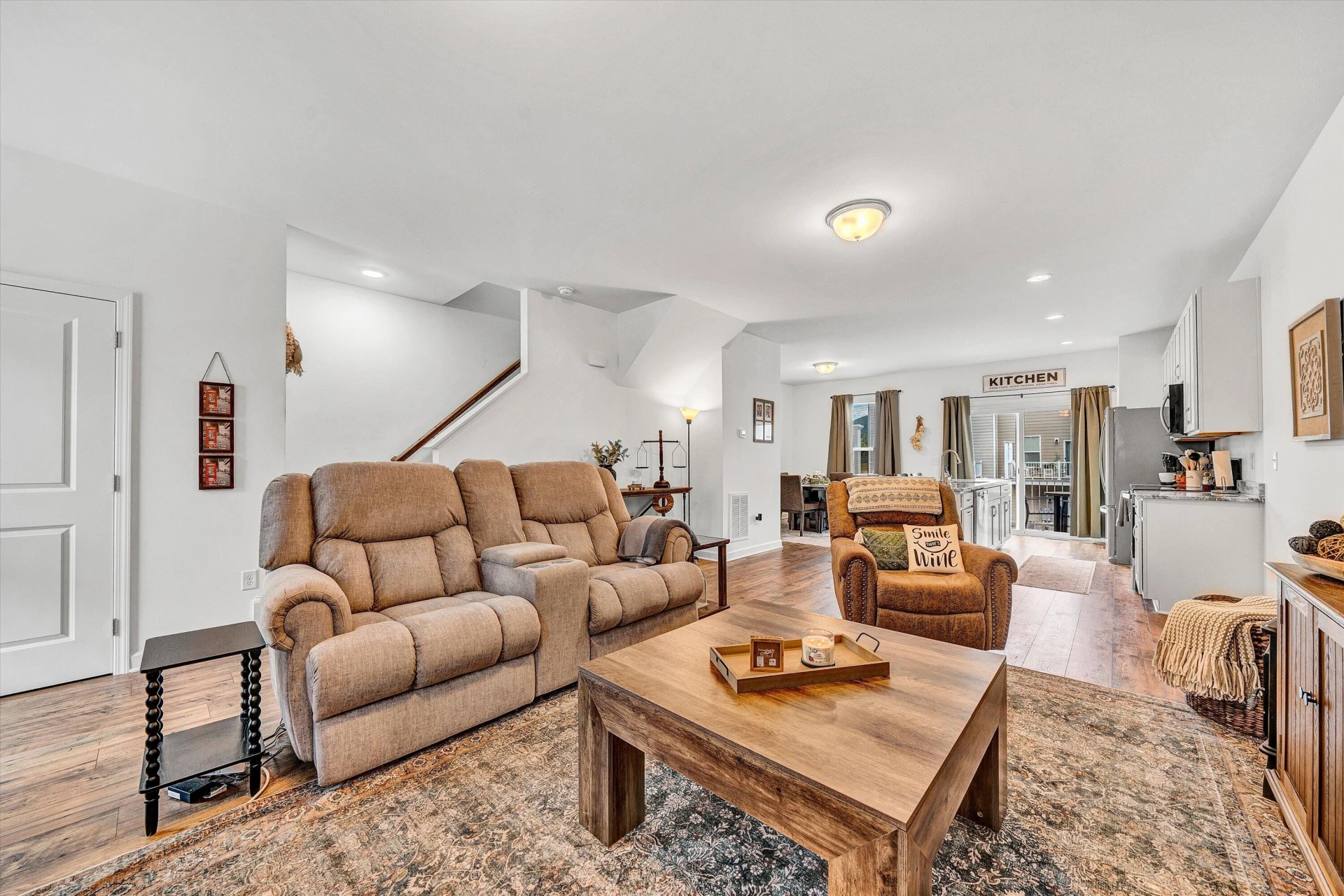 231 Broad ST - Photo 17