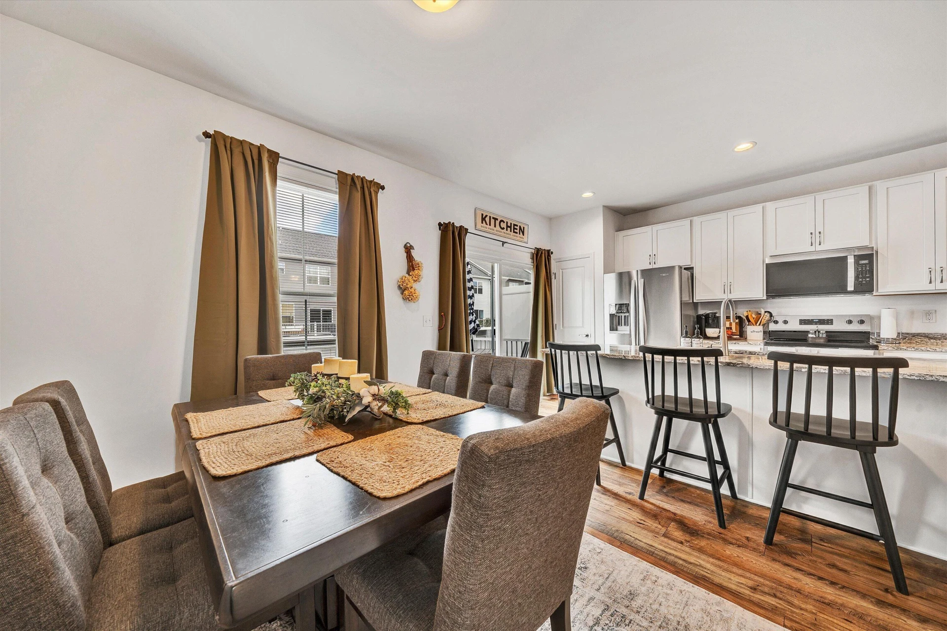 231 Broad ST - Photo 6
