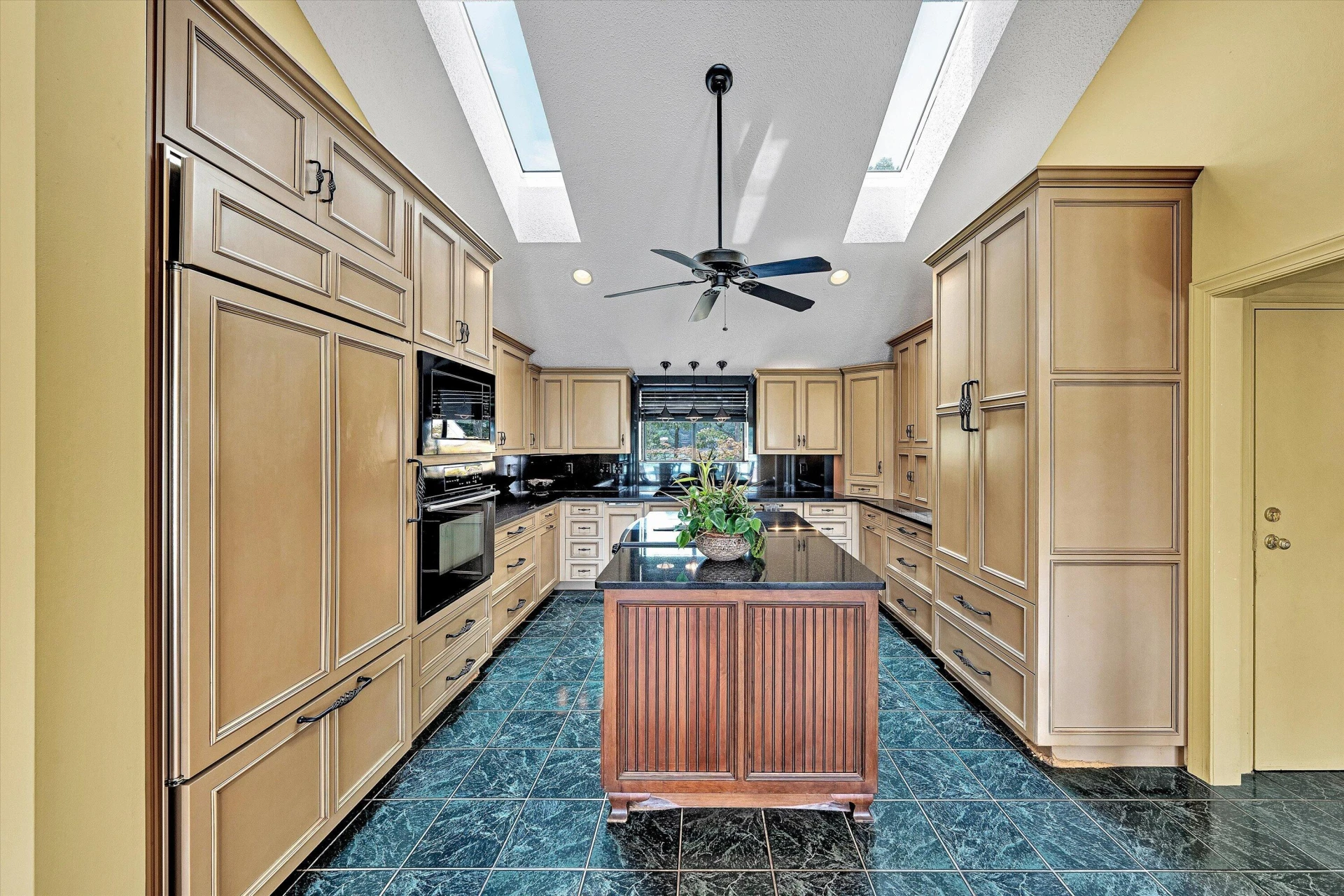 2455 Merriman Way RD - Photo 18