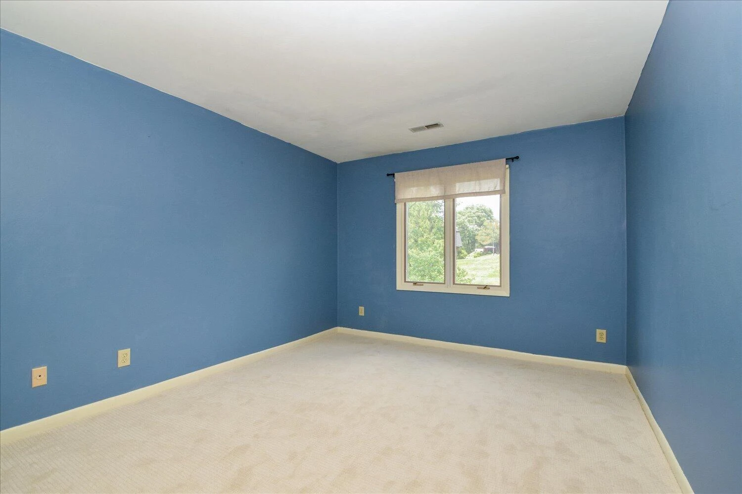 3255 Londonderry LN - Photo 15