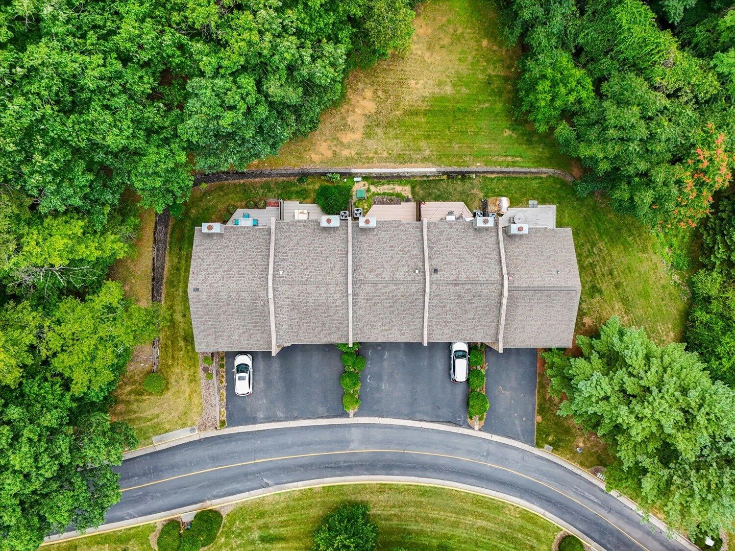 3255 Londonderry LN - Photo 31