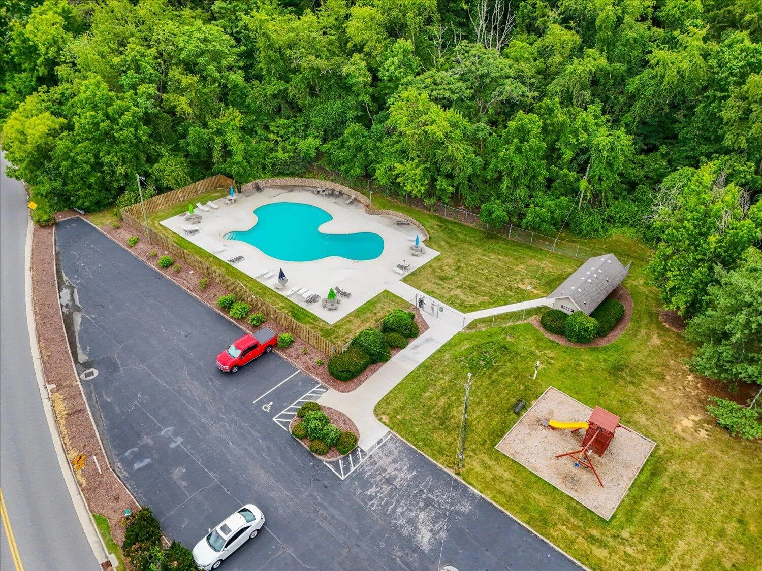 3255 Londonderry LN - Photo 34