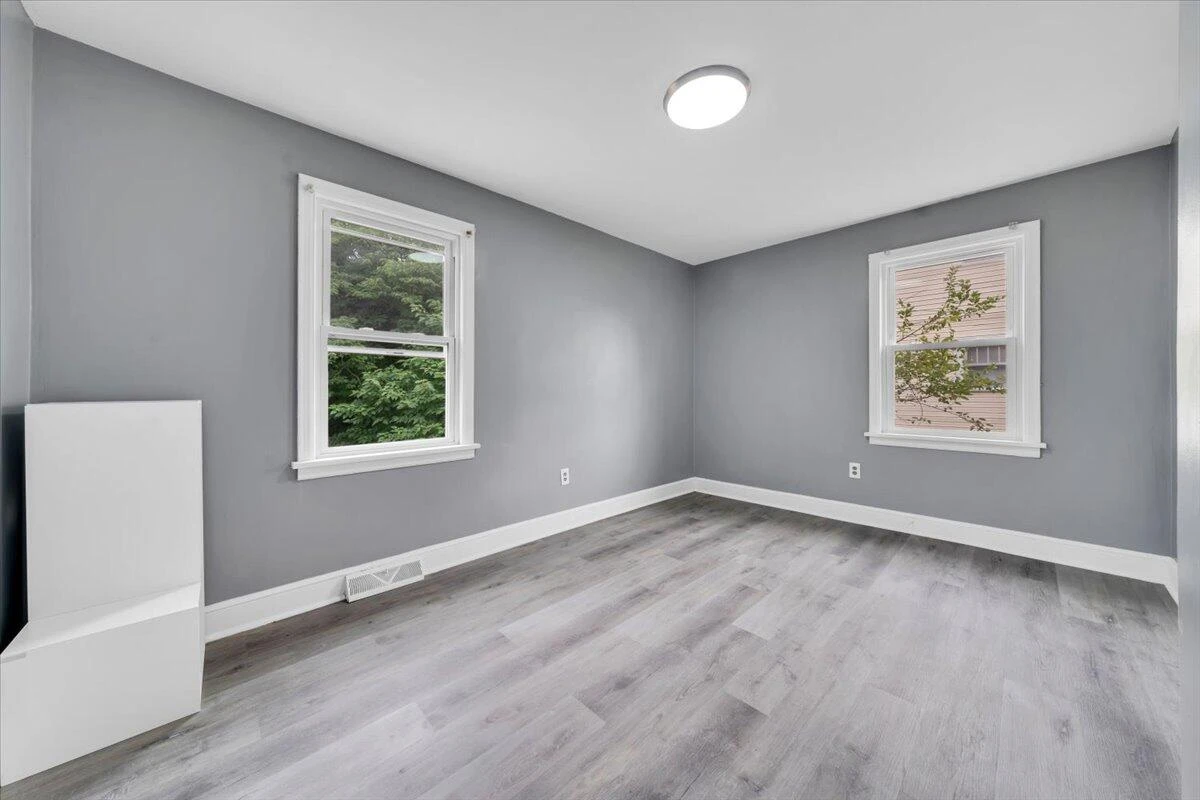 2923 Courtland RD NW - Photo 17