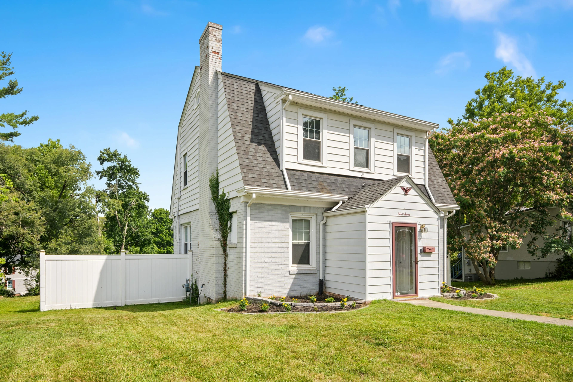 507 4th ST - Photo 4