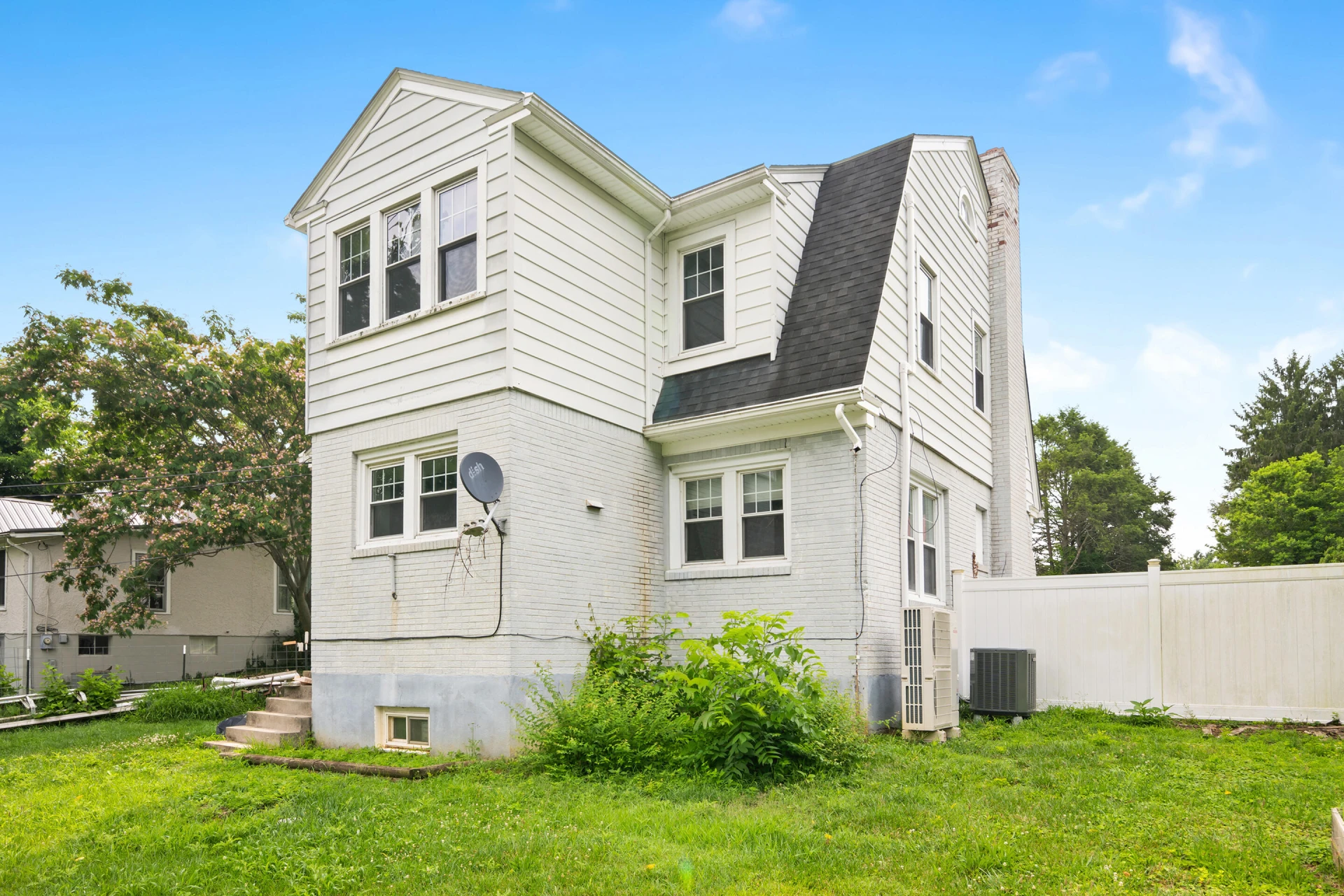 507 4th ST - Photo 6