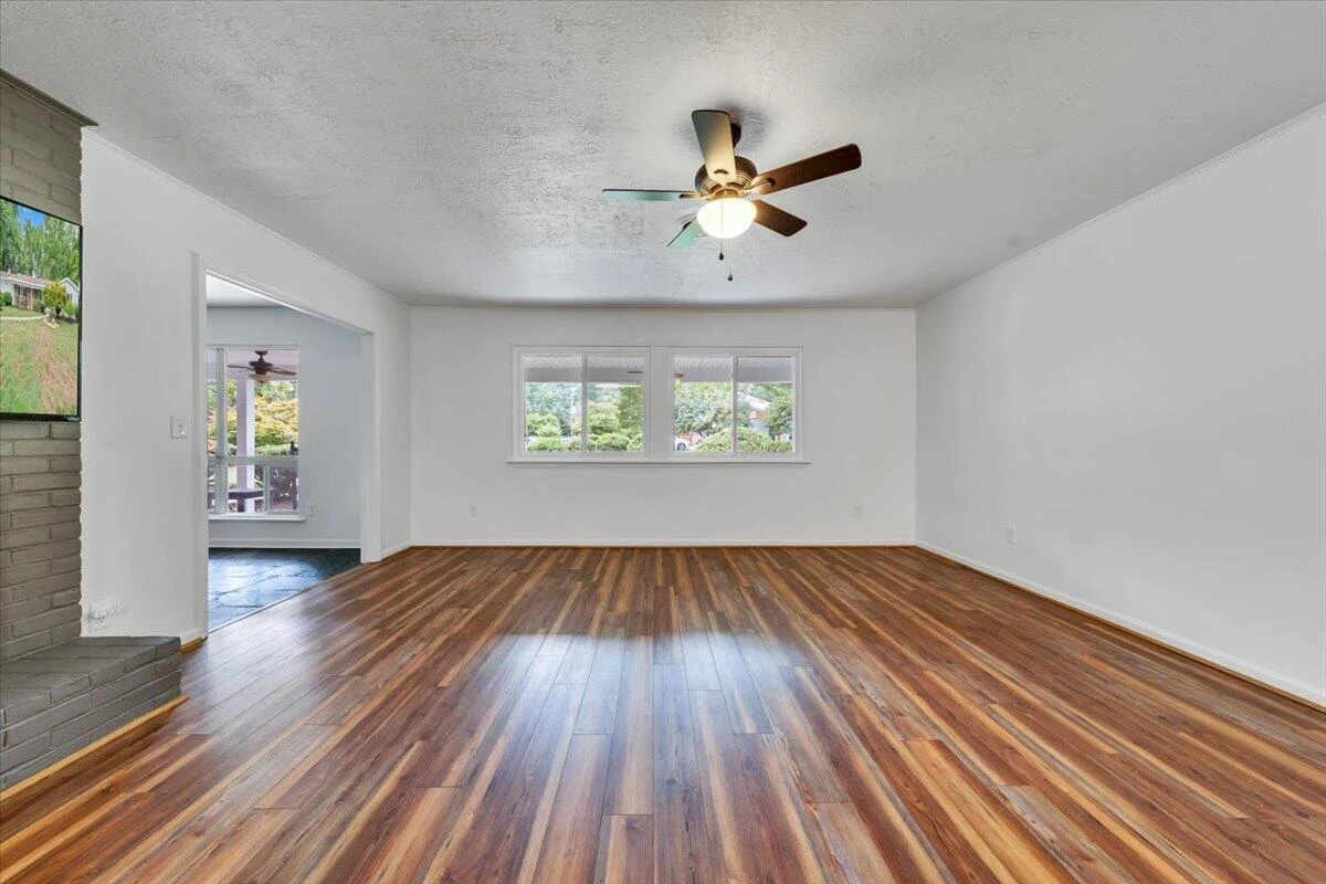 3402 S Park CIR - Photo 19