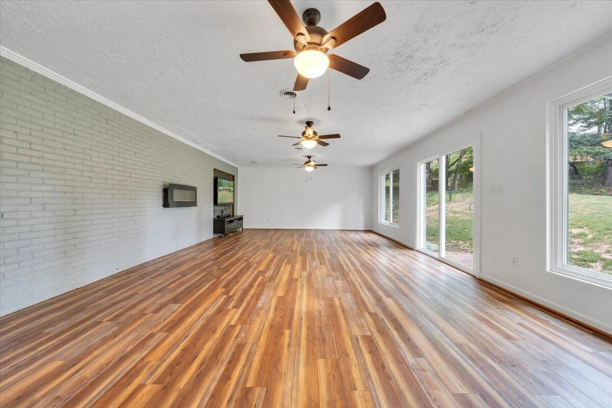 3402 S Park CIR - Photo 32