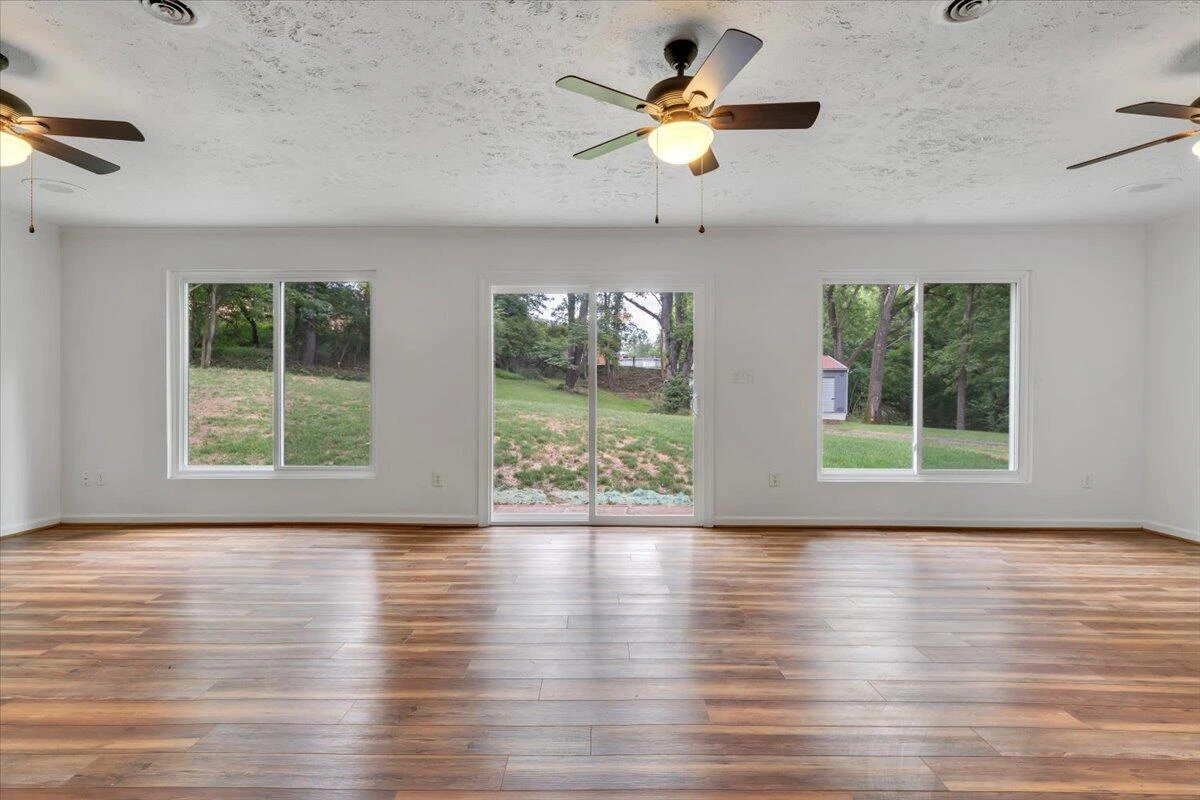 3402 S Park CIR - Photo 34