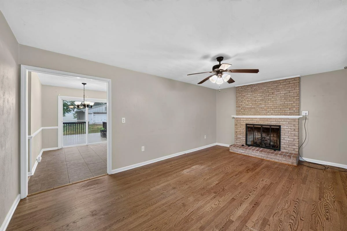 1069 PECKS RD - Photo 14
