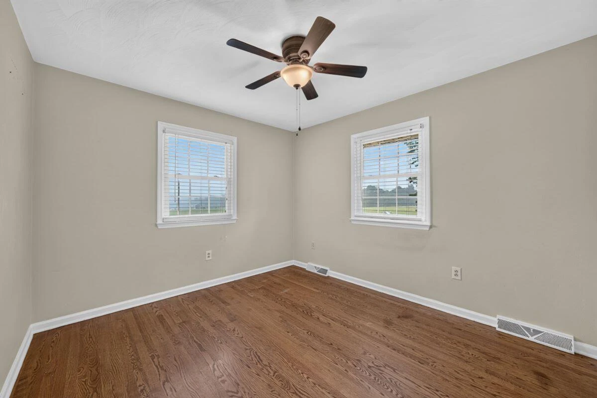 1069 PECKS RD - Photo 18