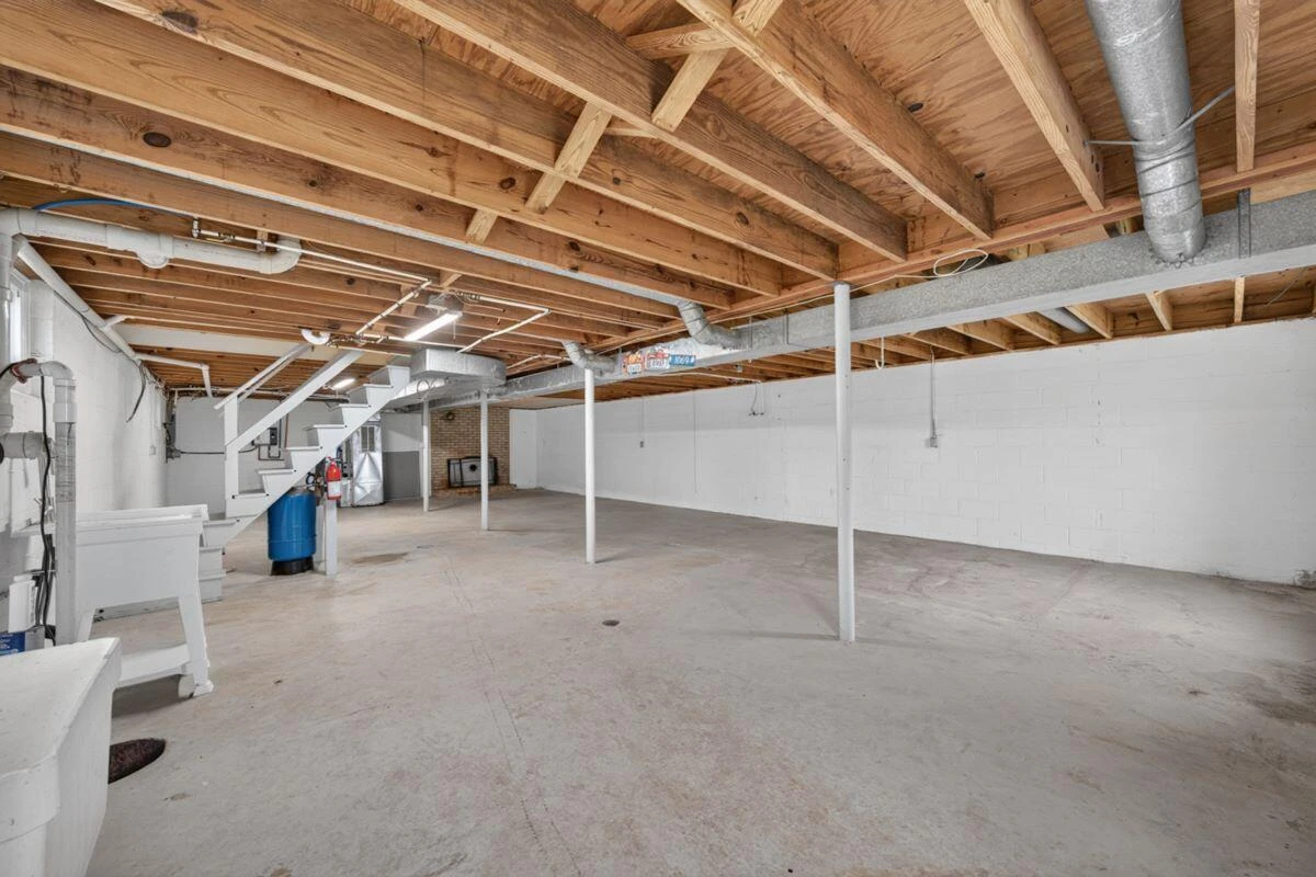 1069 PECKS RD - Photo 32
