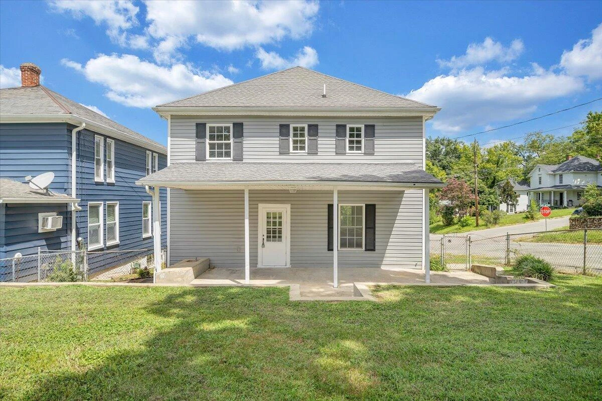 425 Jefferson AVE - Photo 39