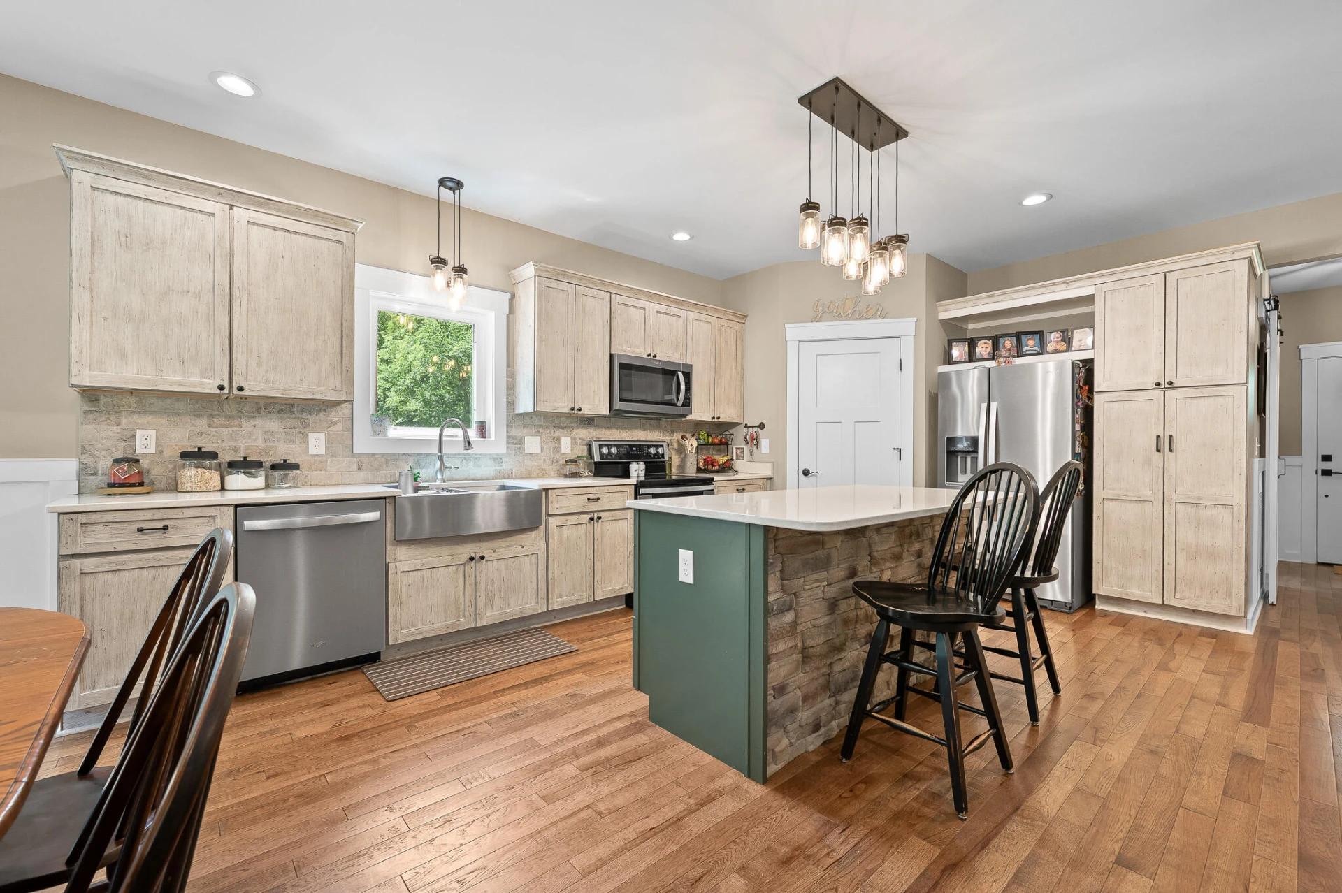 1614 Venturous TRL - Photo 16