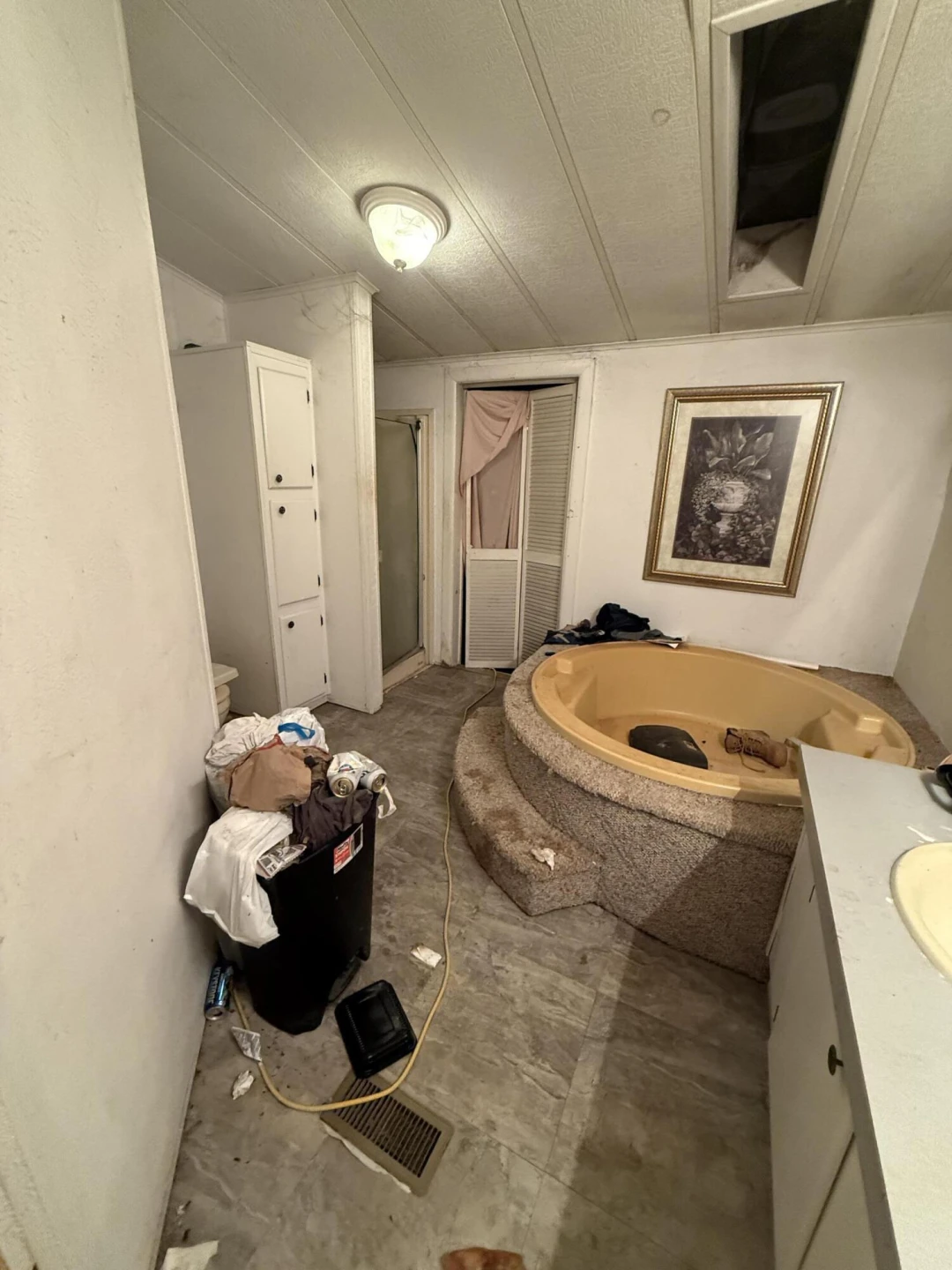 332 Rogers RD - Photo 8