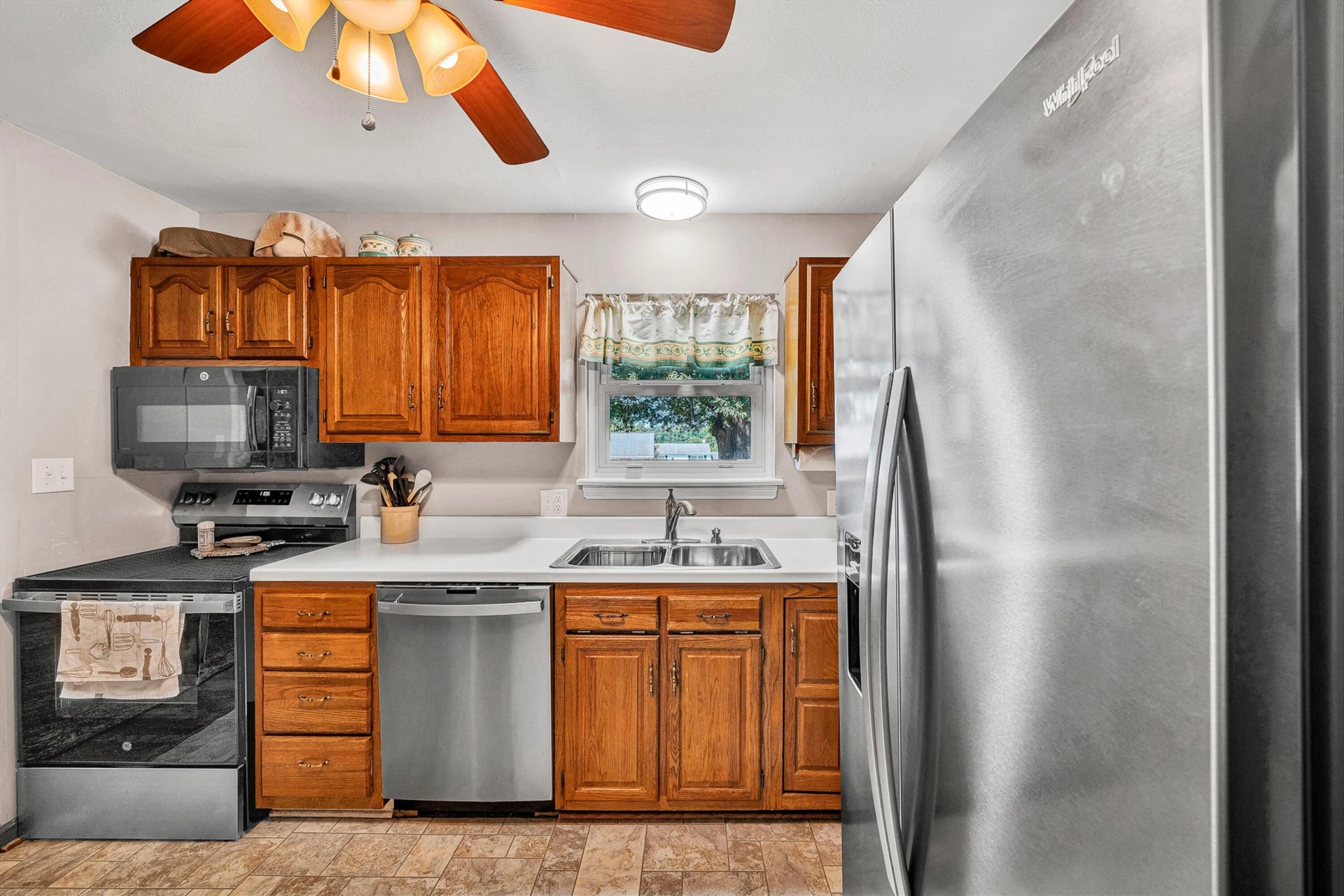 5524 Capito ST - Photo 8