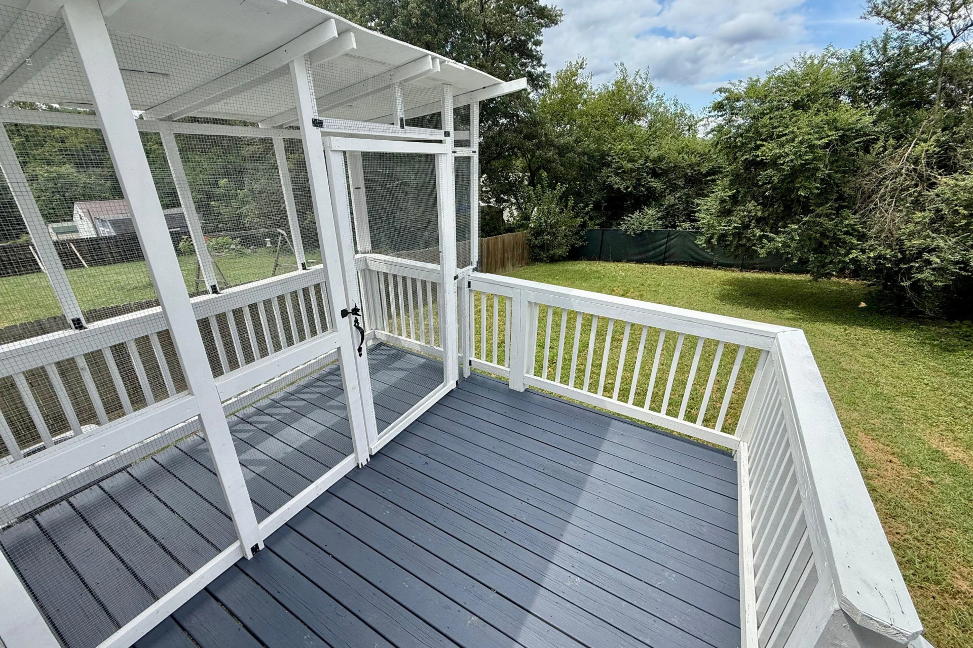 2225 Sabine AVE - Photo 12