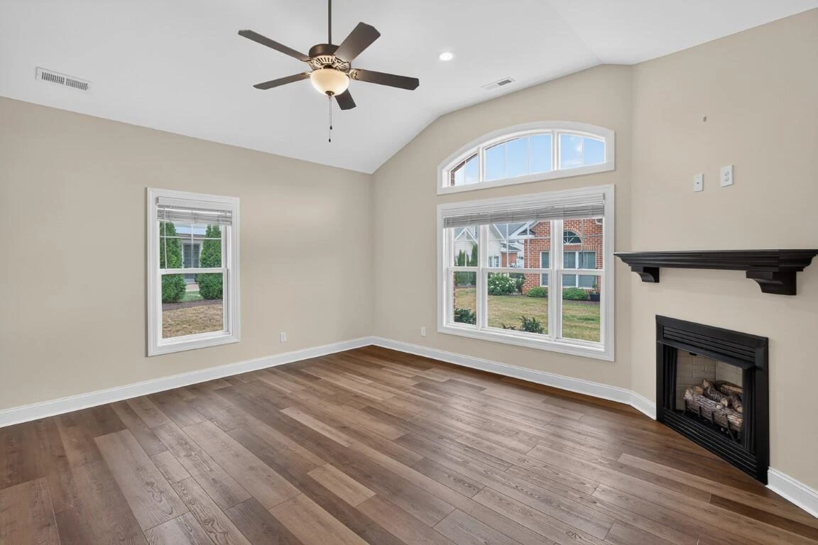65 Professional DR - Photo 5