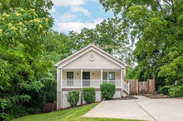 1533 Liggates RD