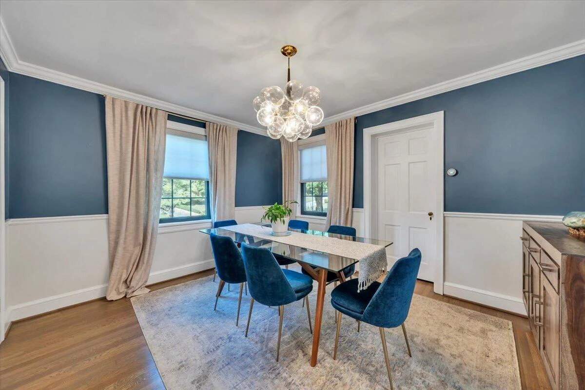 915 Oakwood DR SW - Photo 12