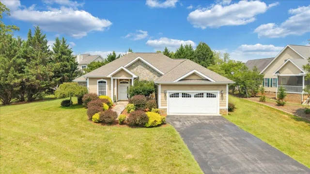60 Farmers CIR, Moneta, VA, 24121