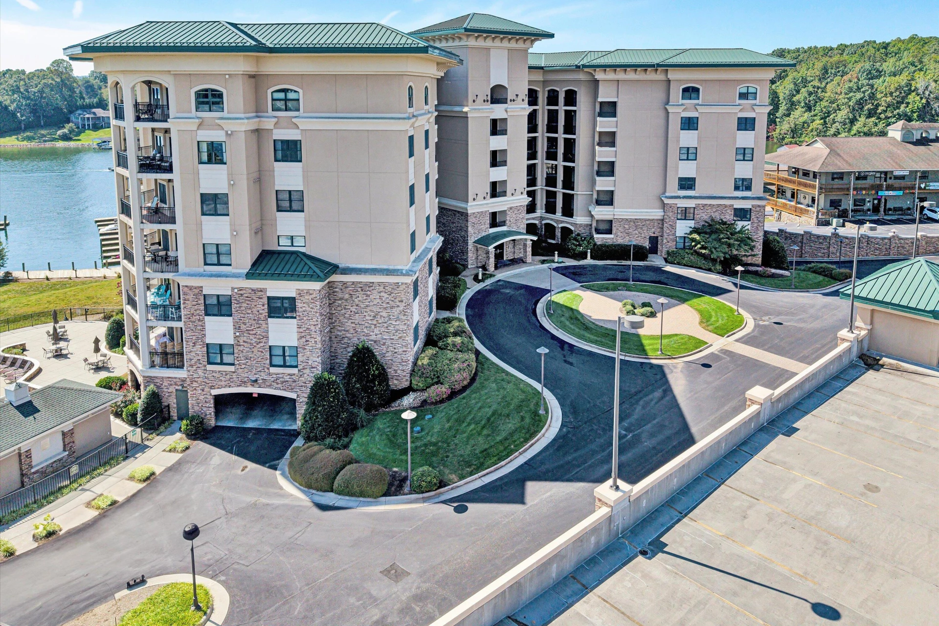 100 Bridgewater Pointe PL #UNIT 101 - Photo 39